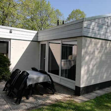 Rustige, Gelijkvloerse Vakantiewoning Met 2 Slaapkamers In Simpelveld, Zuid-Limburg Exterior foto