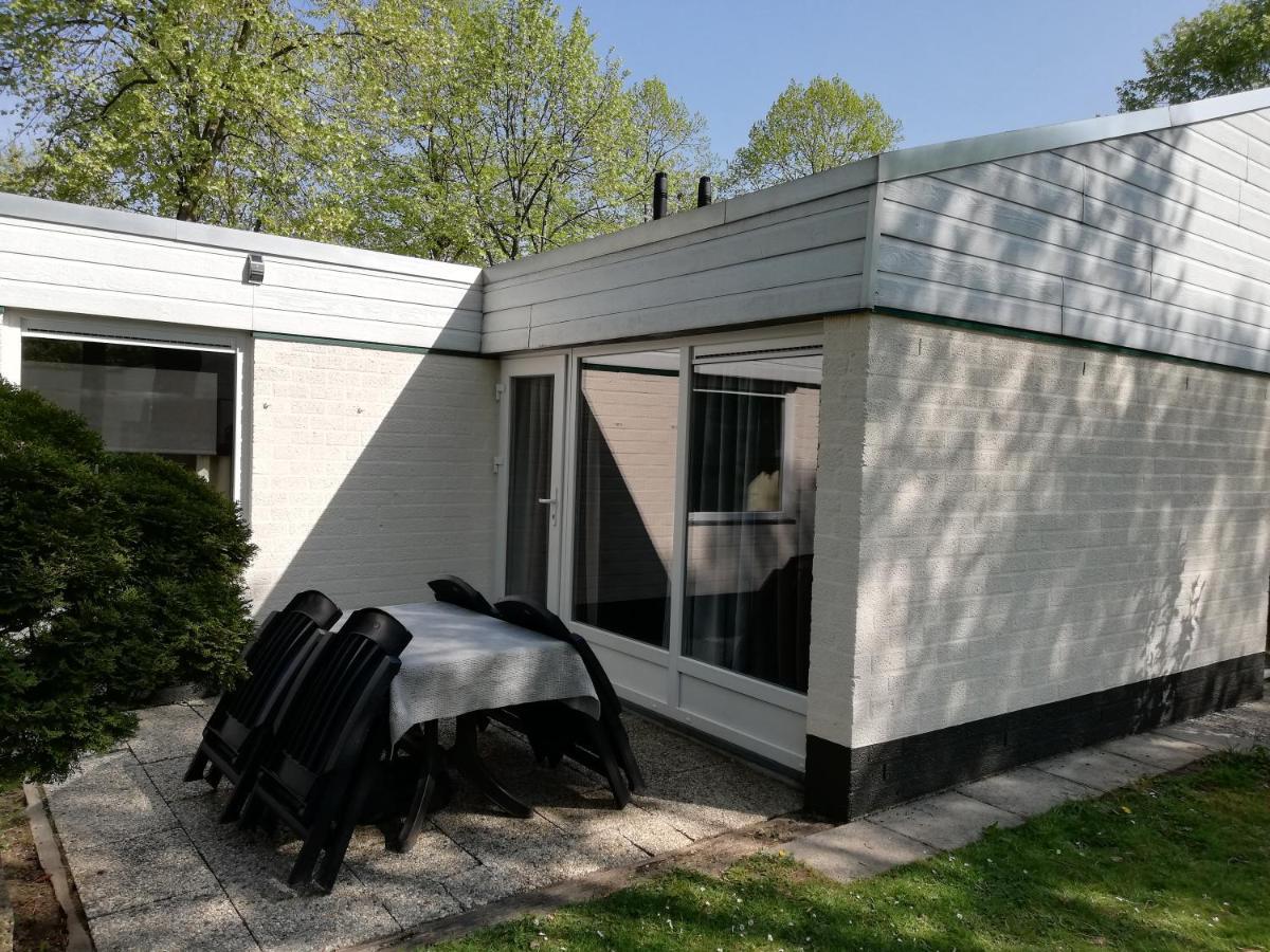 Rustige, Gelijkvloerse Vakantiewoning Met 2 Slaapkamers In Simpelveld, Zuid-Limburg Exterior foto